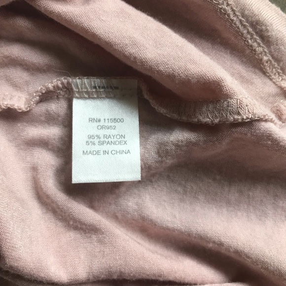 Sleeveless Charming Charlie Top - Picture 6 of 6